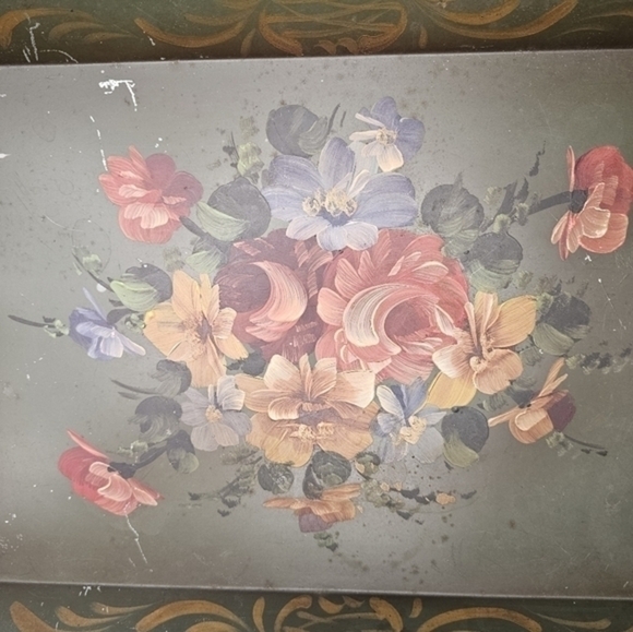 Vintage hand  painted metal‎ tray - Picture 3 of 7